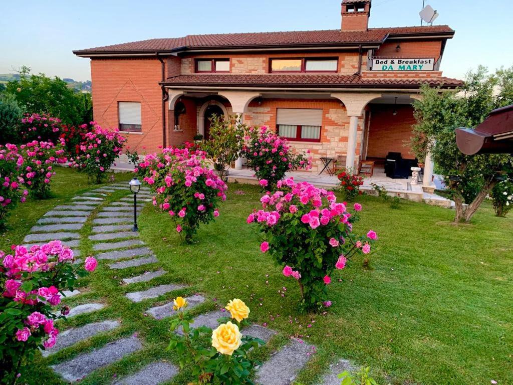 B&B Da Mary Matrice Exterior foto